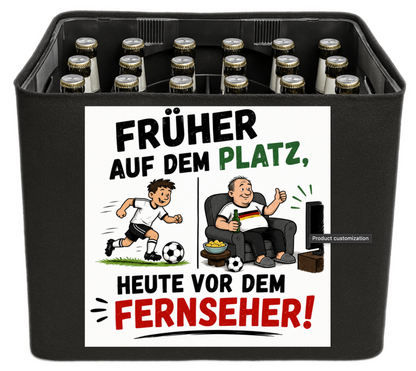 FUSSBALL WM 2026 FanBlende: FRÜHER AUF DEM PLATZ HEUTE VOR DEM FERNSEHER