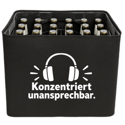 KistenBlende „Konzentriert unansprechbar.“ – Bierkasten 24 × 0,33 l, schwarze Filzblende mit Motiv.