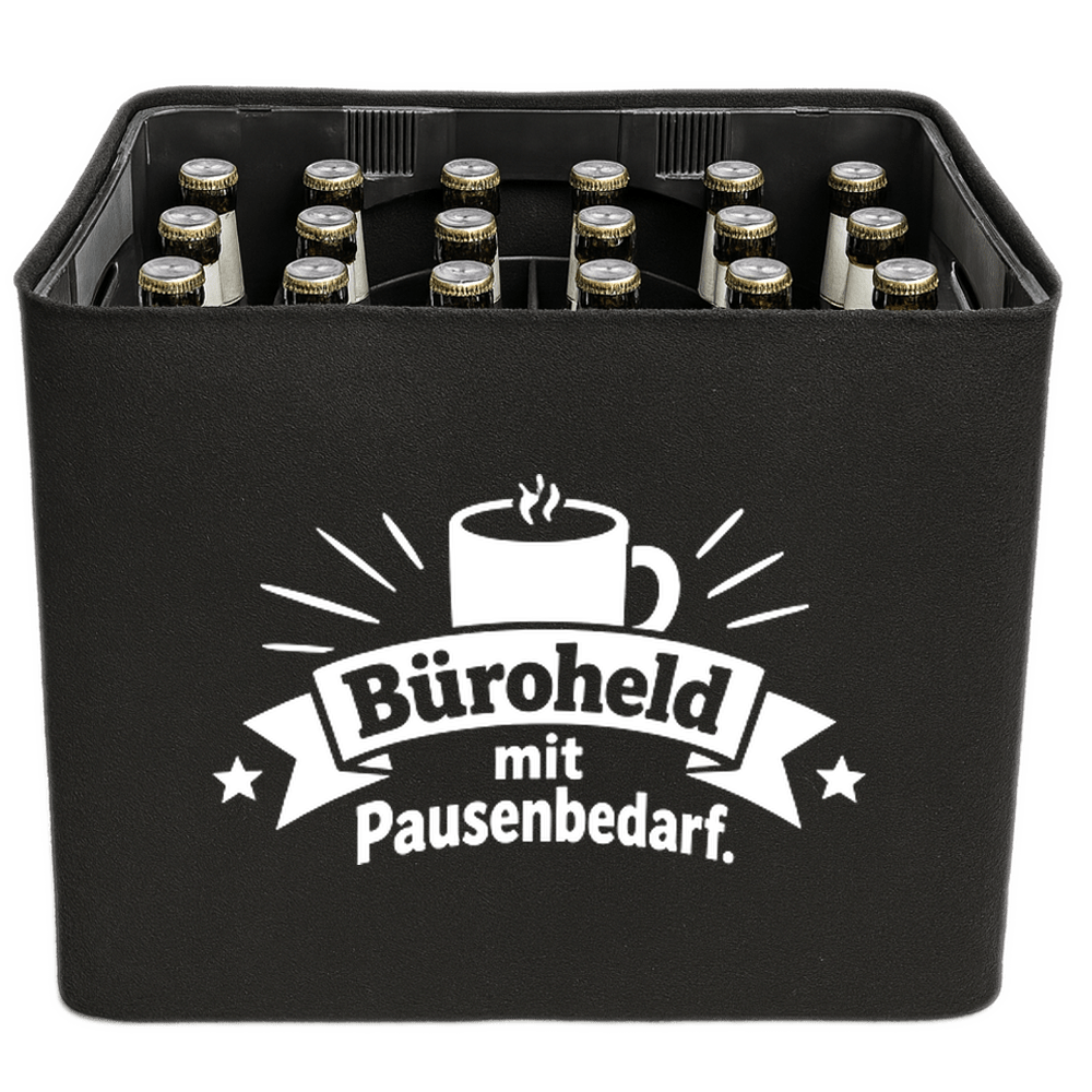 KistenBlende „Büroheld mit Pausenbedarf.“ – Bierkasten 24 × 0,33 l, schwarze Filzblende mit Motiv.