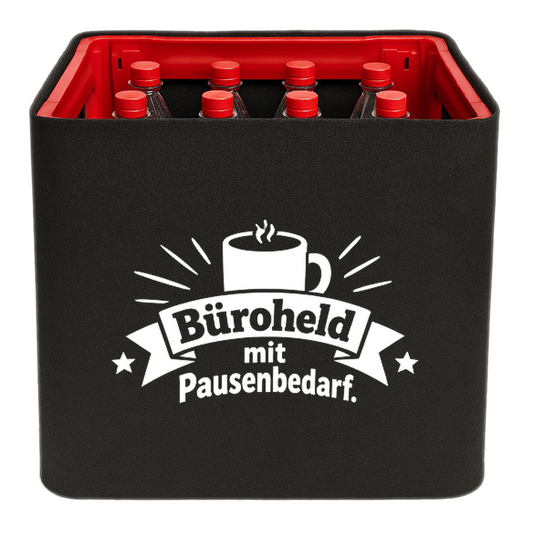 KistenBlende „Büroheld mit Pausenbedarf.“ – Limonadenkiste für PET-Flaschen, schwarze Filzblende mit Motiv.