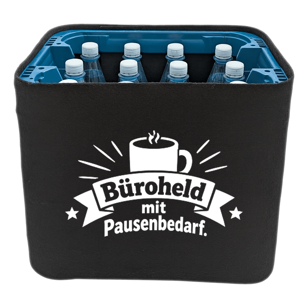 KistenBlende „Büroheld mit Pausenbedarf.“ – Wasserkiste für PET-Flaschen, schwarze Filzblende mit Motiv.