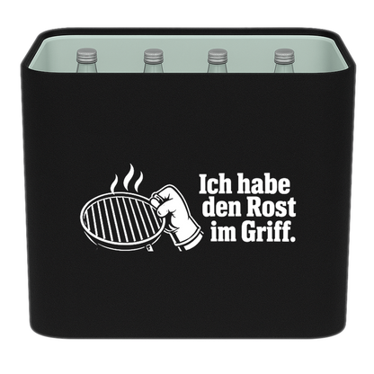 KistenBlende „Ich habe den Rost im Griff.“ – Wasserkiste für Glasflaschen, schwarze Filzblende mit Motiv.