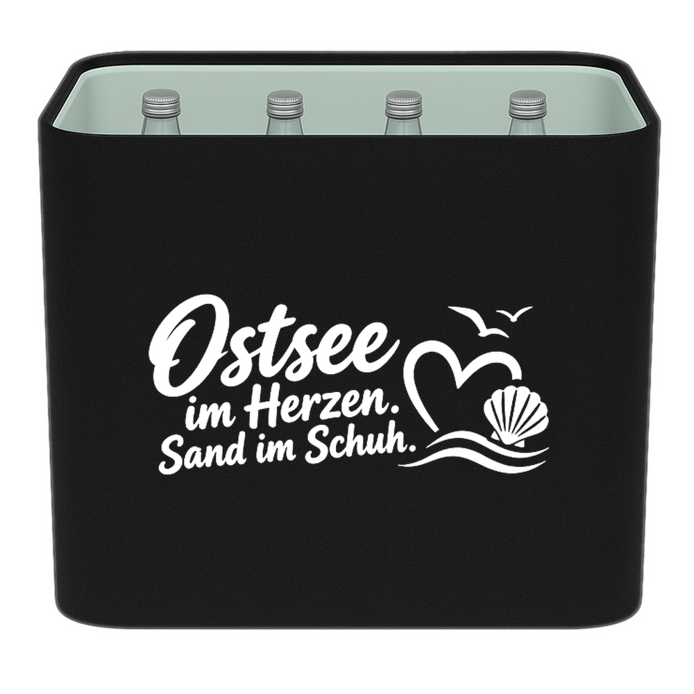 KistenBlende – Ostsee im Herzen. Sand im Schuh. – Wasserkiste Glas 12 × 0,75 l