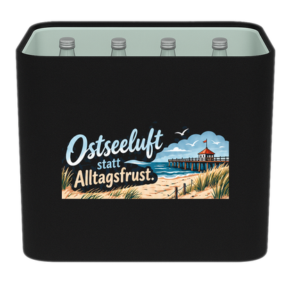 KistenBlende – Ostseeluft statt Alltagsfrust. – Wasserkiste Glas 12 × 0,75 l