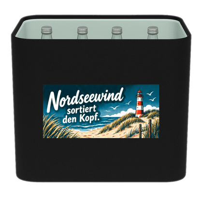 KistenBlende mit dem Motiv „Nordseewind sortiert den Kopf.“ – Wasserkiste 12 × 0,75 l Glas