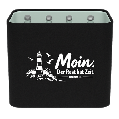 KistenBlende mit dem Motiv „Moin. Der Rest hat Zeit.“ – Wasserkiste 12 × 0,75 l Glas
