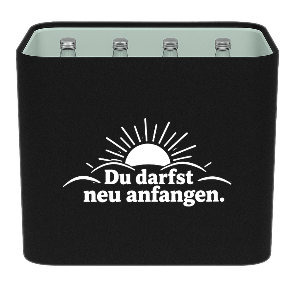 KistenBlende „Du darfst neu anfangen.“ – Wasserkiste für Glasflaschen, schwarze Filzblende mit Motiv.