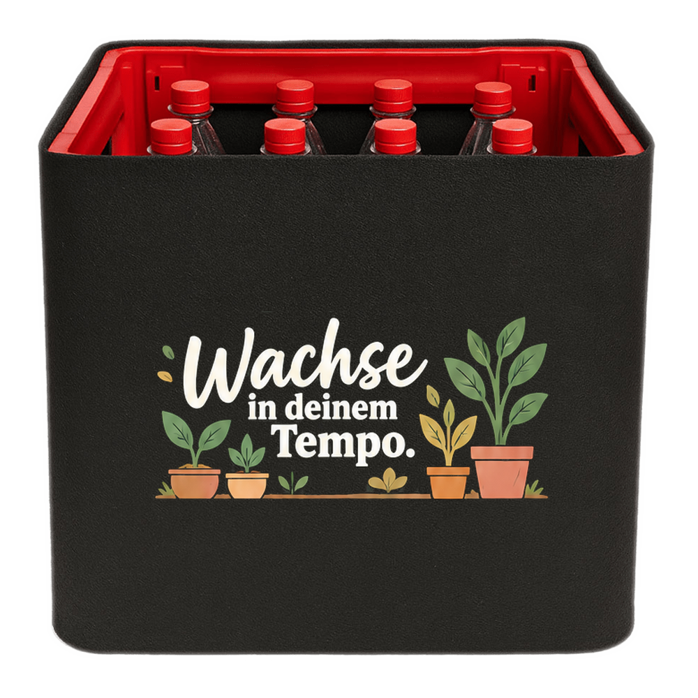KistenBlende „Wachse in deinem Tempo.“ – Limonadenkiste für PET-Flaschen, schwarze Filzblende mit Motiv.