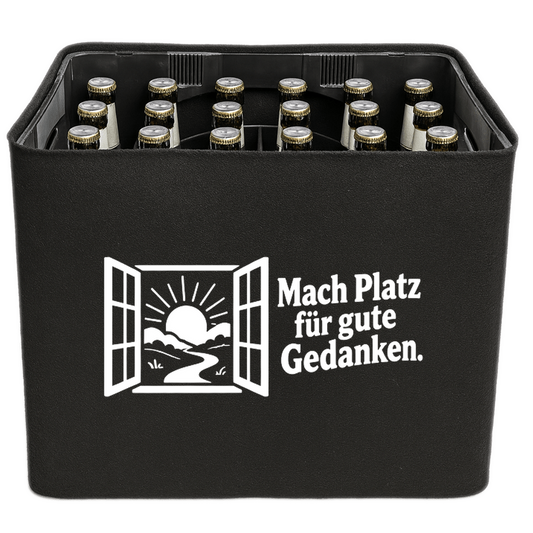 KistenBlende „Mach Platz für gute Gedanken.“ – Bierkasten 24 × 0,33 l, schwarze Filzblende mit Motiv.