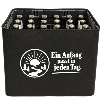 KistenBlende „Ein Anfang passt in jeden Tag.“ – Bierkasten 24 × 0,33 l, schwarze Filzblende mit Motiv.