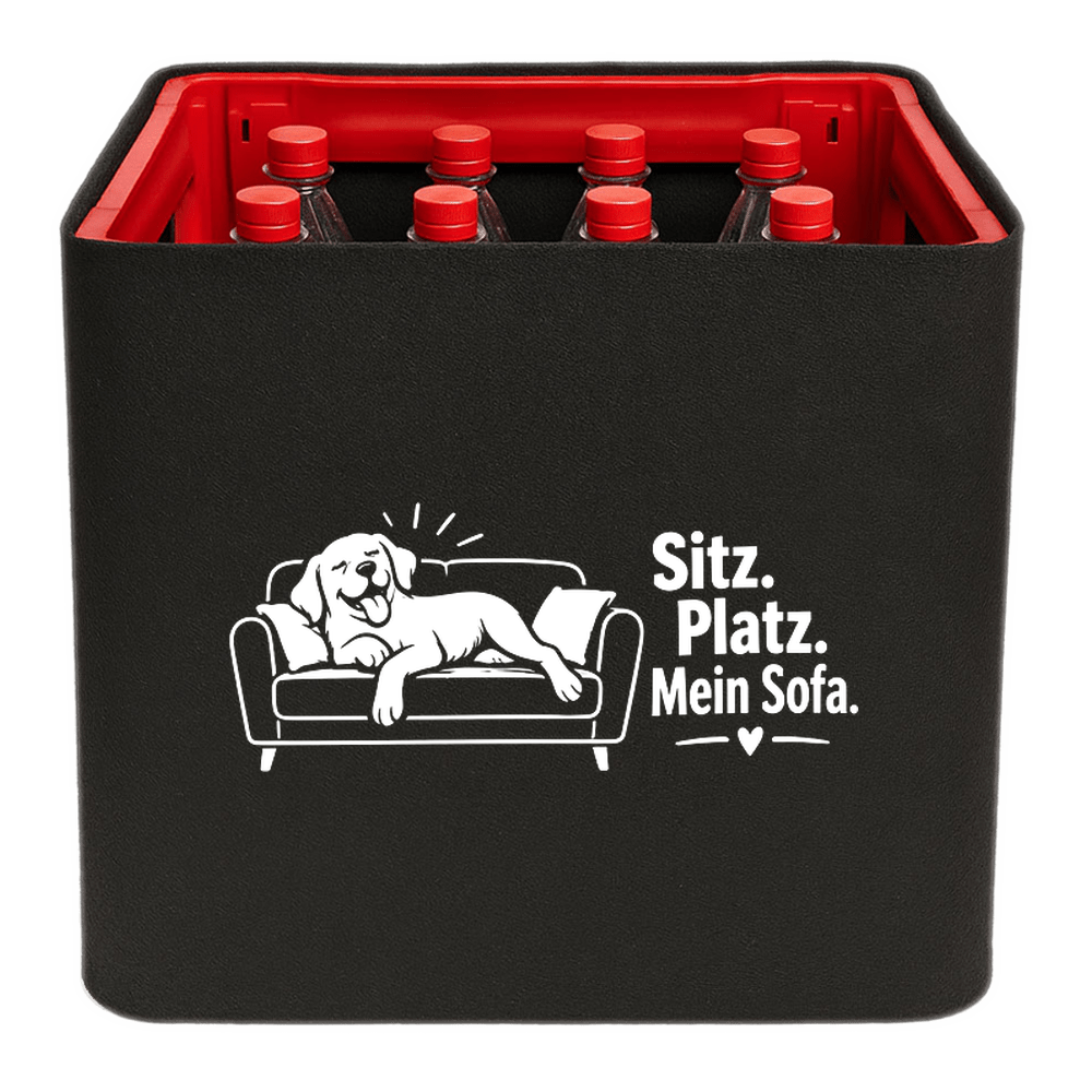 KistenBlende mit dem Motiv „Sitz. Platz. Mein Sofa.“ – Limonadenkiste 12 × 1 l PET