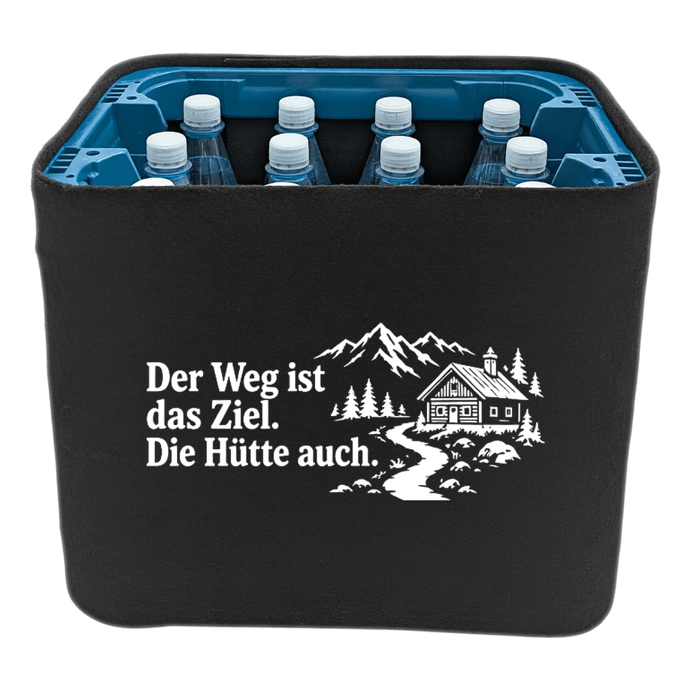 KistenBlende „Der Weg ist das Ziel. Die Hütte auch.“ – Wasserkiste für PET-Flaschen, schwarze Filzblende mit Motiv.