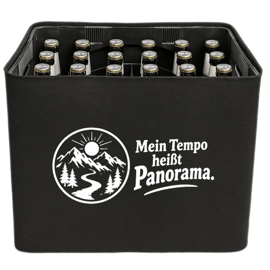 KistenBlende „Mein Tempo heißt Panorama.“ – Bierkasten 24 × 0,33 l, schwarze Filzblende mit Motiv.