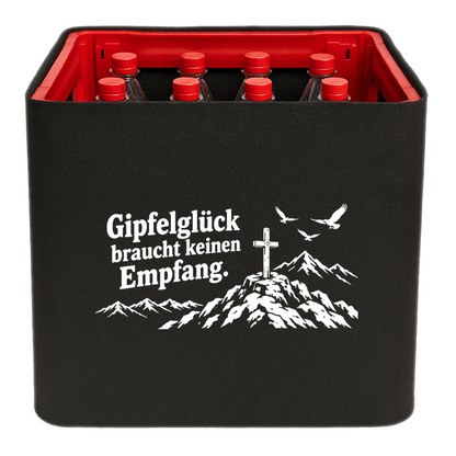 KistenBlende „Gipfelglück braucht keinen Empfang.“ – Limonadenkiste für PET-Flaschen, schwarze Filzblende mit Motiv.