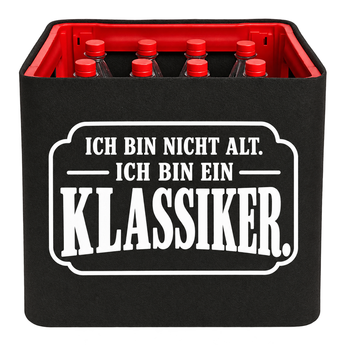 Schwarze KistenBlende für Limonadenkisten mit 12 × 1 l PET-Flaschen mit weißem Geburtstagsmotiv „Ich bin nicht alt. Ich bin ein Klassiker.“.