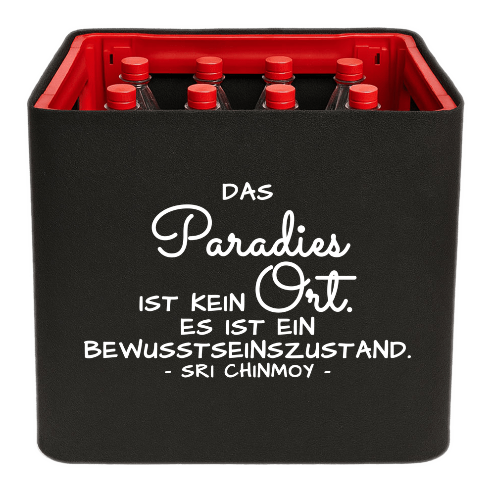 KistenBlende mit dem Spruch „Das Paradies ist kein Ort. Es ist ein Bewusstseinszustand.“ – Limonadenkiste 12 × 1 l PET