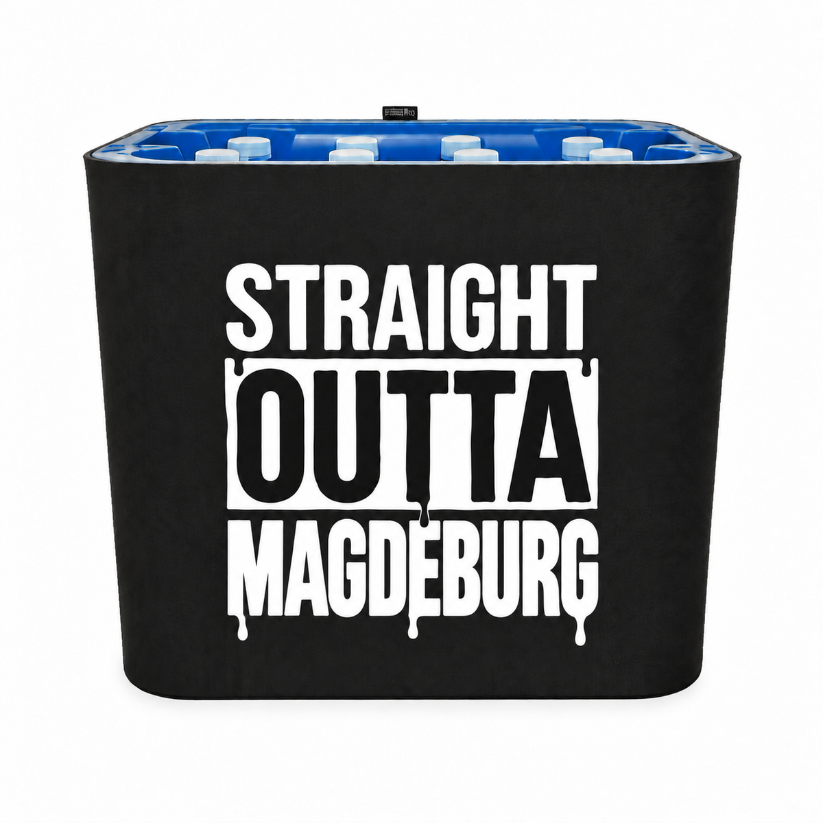 KistenBlende STRAIGHT OUTTA Magdeburg auf Wasserkiste PET
