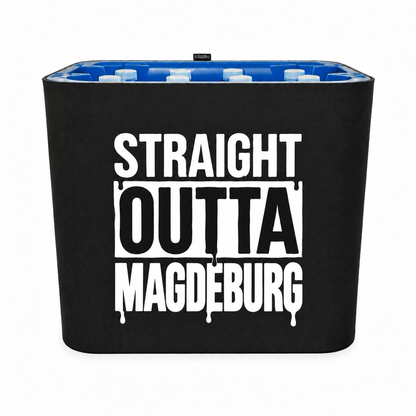 KistenBlende STRAIGHT OUTTA Magdeburg auf Wasserkiste PET