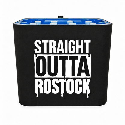 KistenBlende STRAIGHT OUTTA Rostock auf Wasserkiste PET