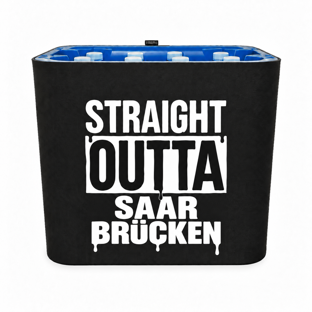 KistenBlende STRAIGHT OUTTA Saarbrücken auf Wasserkiste PET
